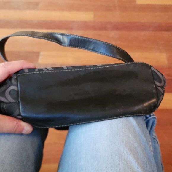 Target Black Vinyl Hearts Mini Tote Bag - Picture 15 of 15